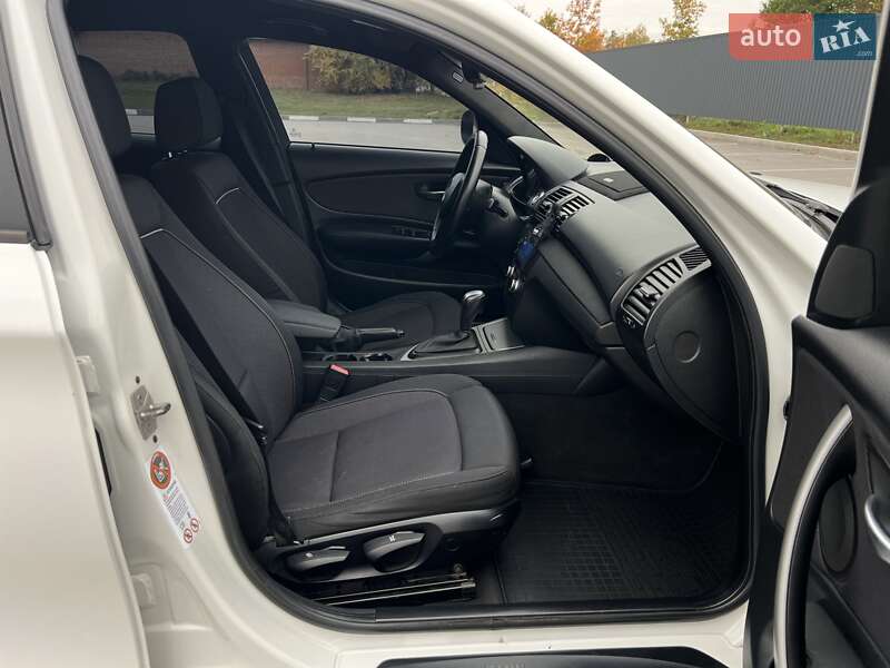 Хэтчбек BMW 1 Series 2010 в Богуславе фото 63 Хэтчбек BMW 1 Series 2010 в Богуславе