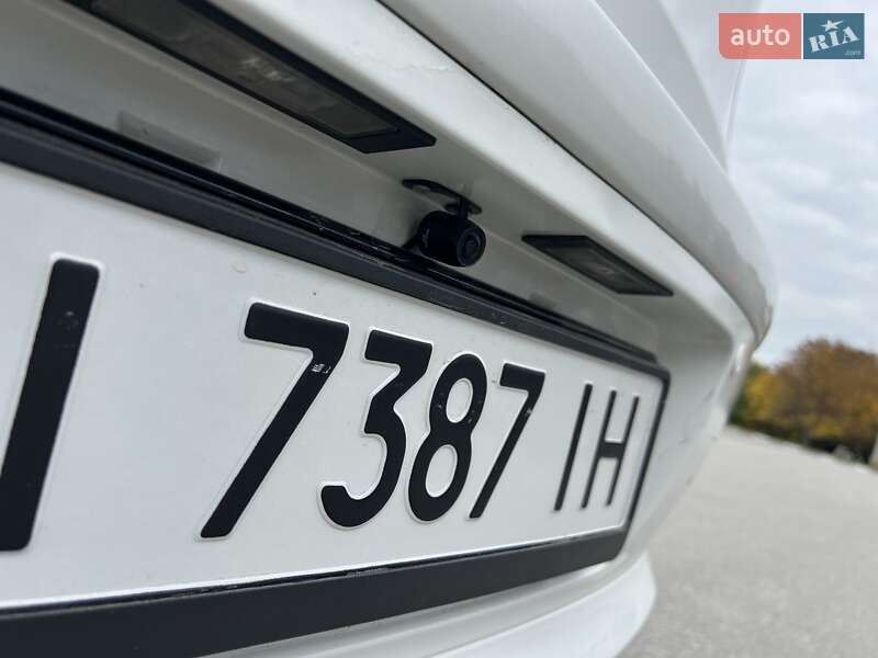 Хэтчбек BMW 1 Series 2010 в Богуславе фото 21 Хэтчбек BMW 1 Series 2010 в Богуславе