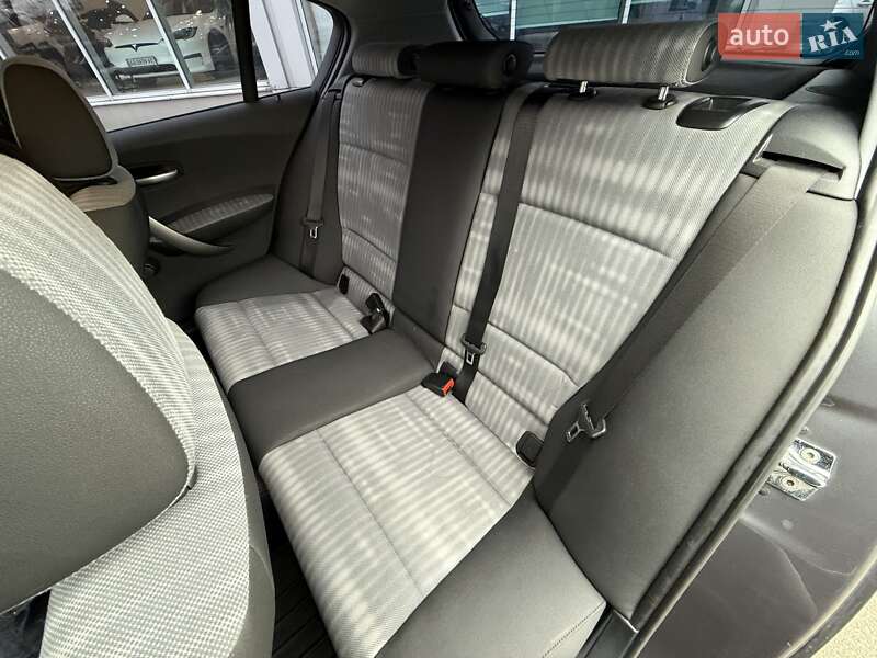 Хэтчбек BMW 1 Series 2006 в Киеве фото 17 Хэтчбек BMW 1 Series 2006 в Киеве
