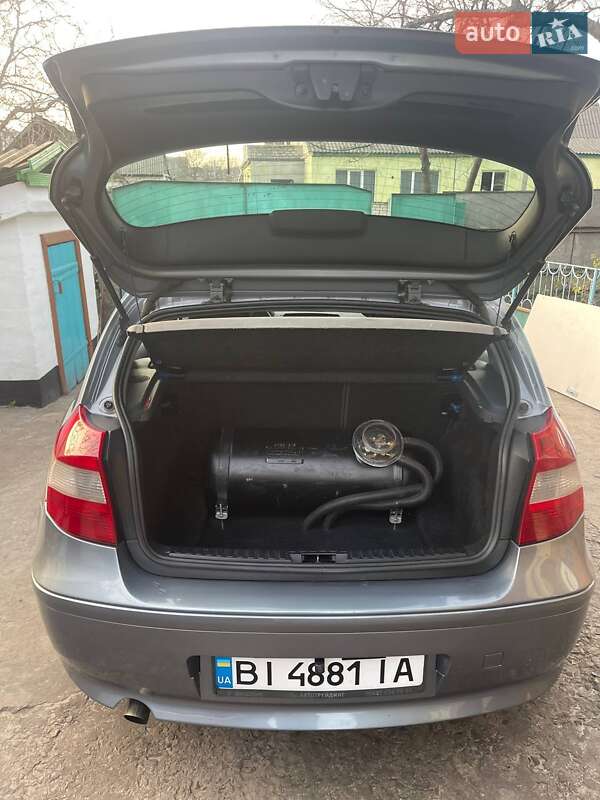 Хэтчбек BMW 1 Series 2005 в Светловодске фото 10 Хэтчбек BMW 1 Series 2005 в Светловодске