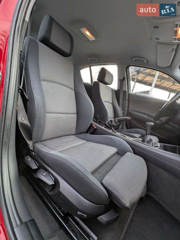 Хэтчбек BMW 1 Series 2005 в Буче