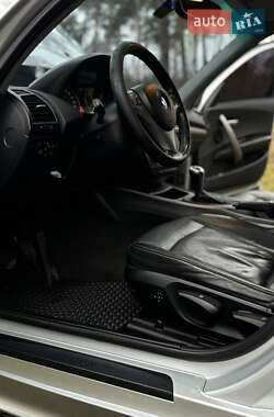 Хетчбек BMW 1 Series 2006 в Житомирі