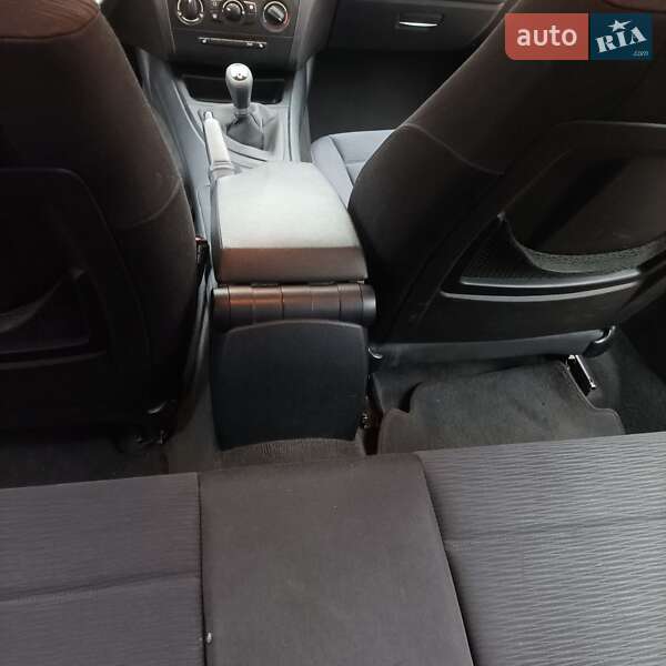 Хэтчбек BMW 1 Series 2007 в Житомире фото 34 Хэтчбек BMW 1 Series 2007 в Житомире