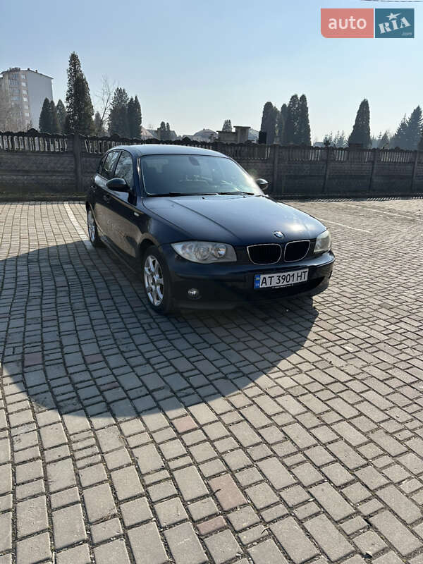 Хетчбек BMW 1 Series 2006 в Івано-Франківську