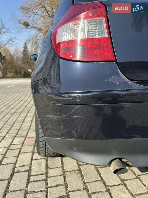 Хетчбек BMW 1 Series 2006 в Івано-Франківську