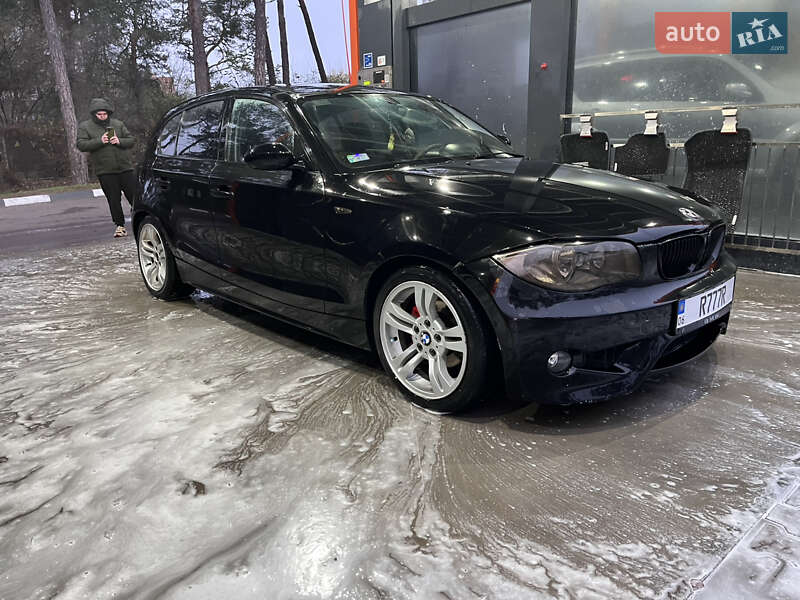 Хэтчбек BMW 1 Series 2004 в Житомире