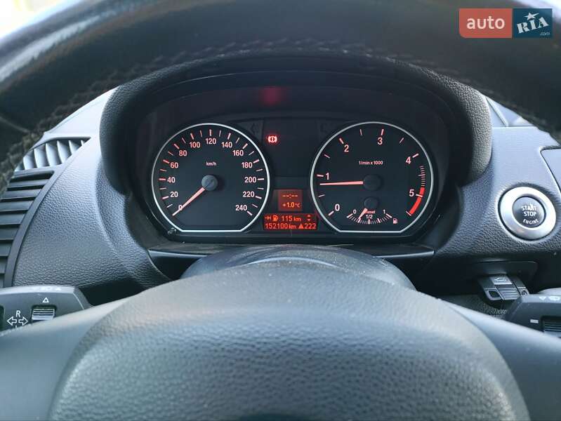 Хэтчбек BMW 1 Series 2011 в Дружбе