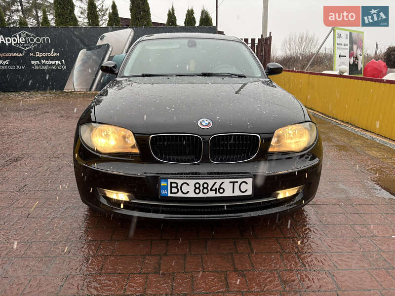 Хэтчбек BMW 1 Series 2008 в Трускавце