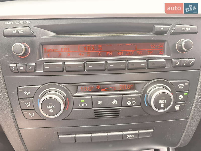 Хэтчбек BMW 1 Series 2008 в Трускавце