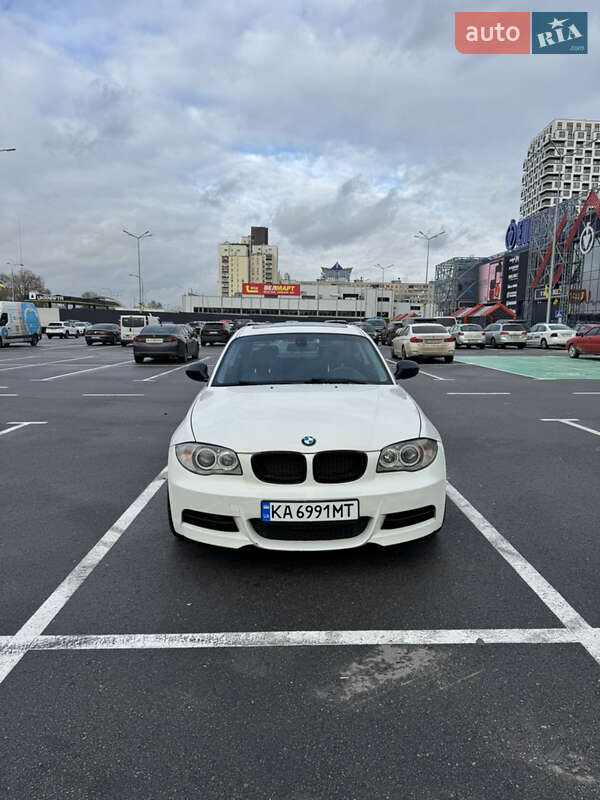 BMW 1 Series 2011 BMW 1 Series 2011