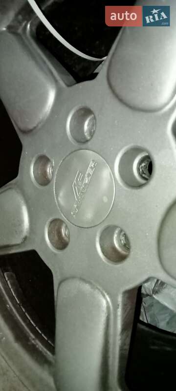 Хэтчбек BMW 1 Series 2005 в Одессе