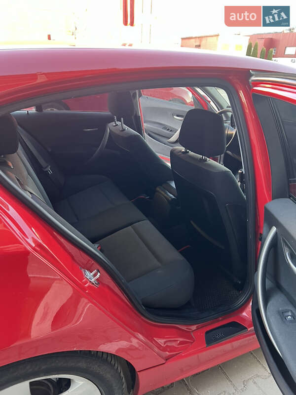 Хетчбек BMW 1 Series 2005 в Тернополі фото 20 Хетчбек BMW 1 Series 2005 в Тернополі