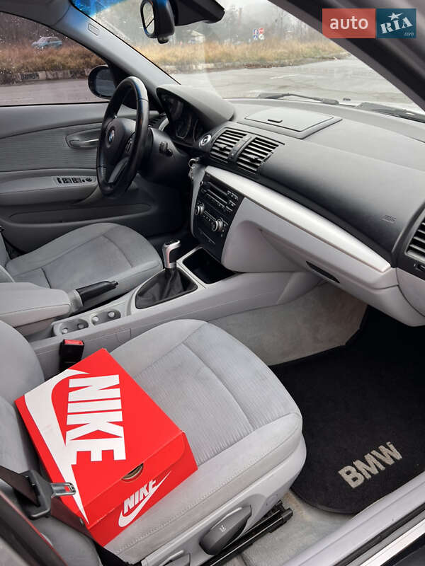 Хэтчбек BMW 1 Series 2009 в Житомире фото 13 Хэтчбек BMW 1 Series 2009 в Житомире