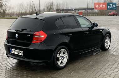 Хэтчбек BMW 1 Series 2010 в Сокале