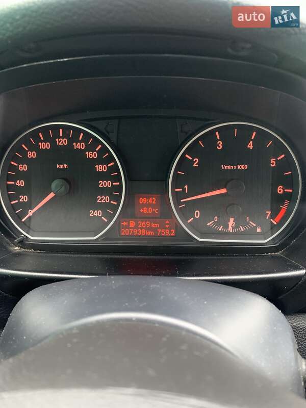 Хетчбек BMW 1 Series 2010 в Сокалі