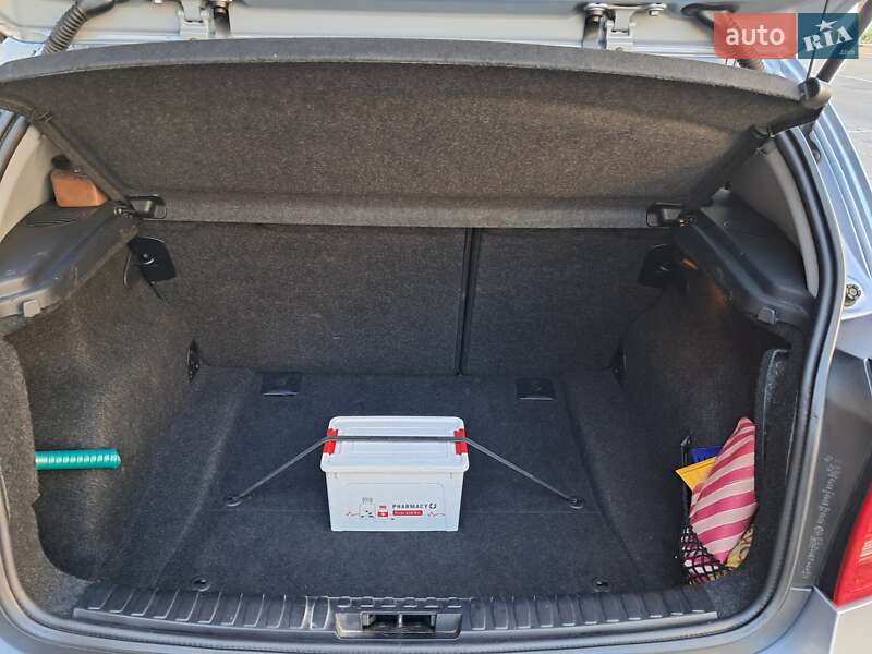 Хетчбек BMW 1 Series 2009 в Одесі фото 7 Хетчбек BMW 1 Series 2009 в Одесі