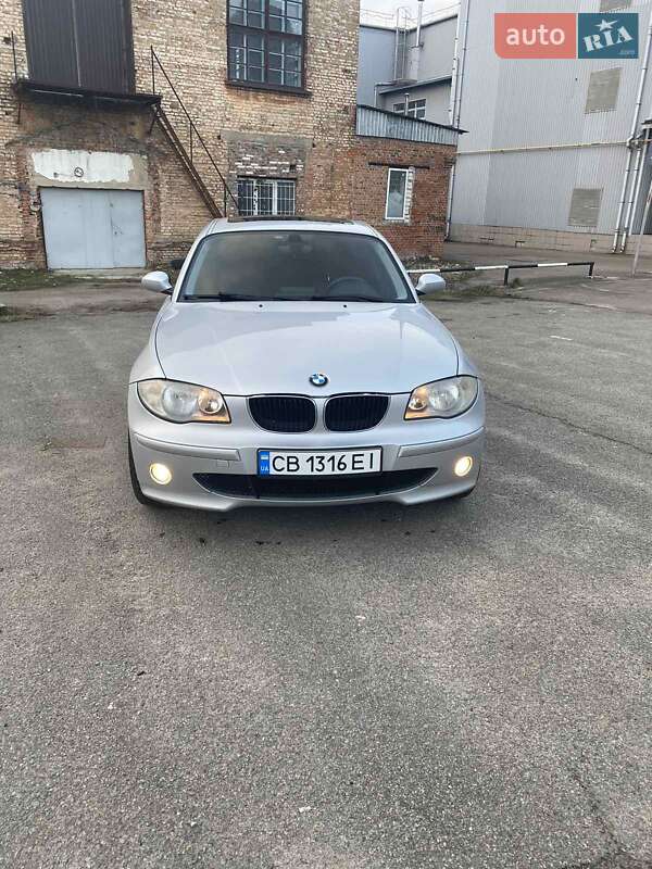 Хэтчбек BMW 1 Series 2005 в Чернигове