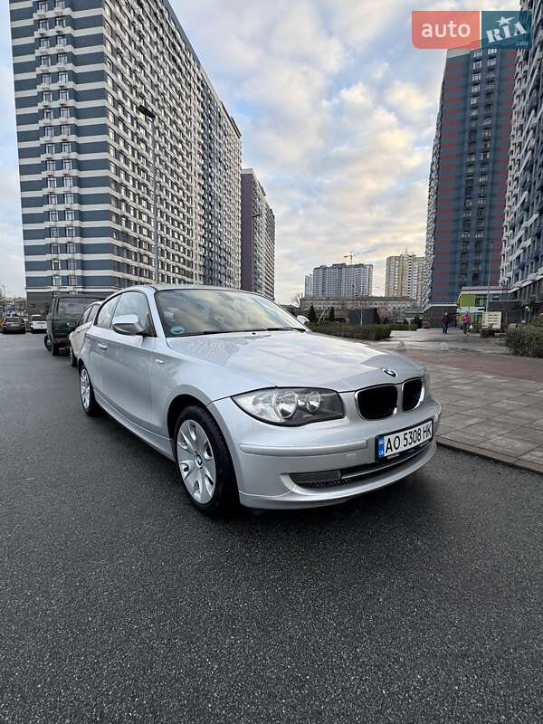 BMW 1 Series 2009 BMW 1 Series 2009