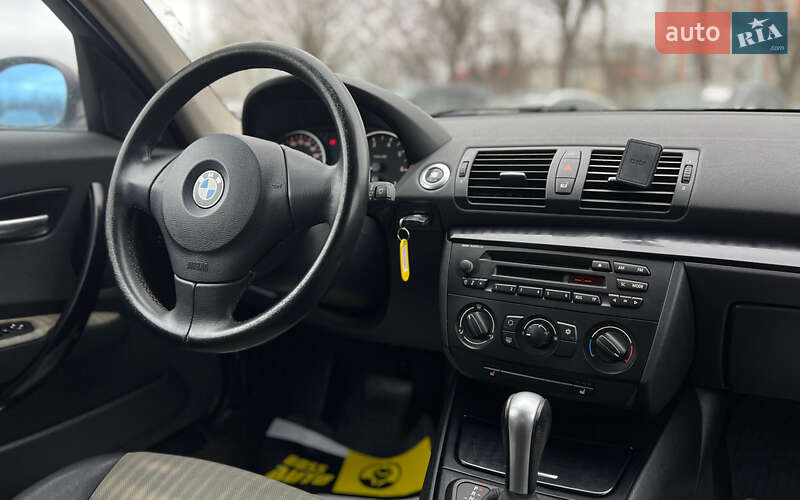 Хетчбек BMW 1 Series 2005 в Львові