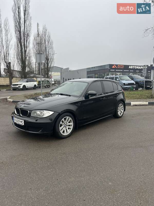 Хэтчбек BMW 1 Series 2004 в Киеве фото 2 Хэтчбек BMW 1 Series 2004 в Киеве