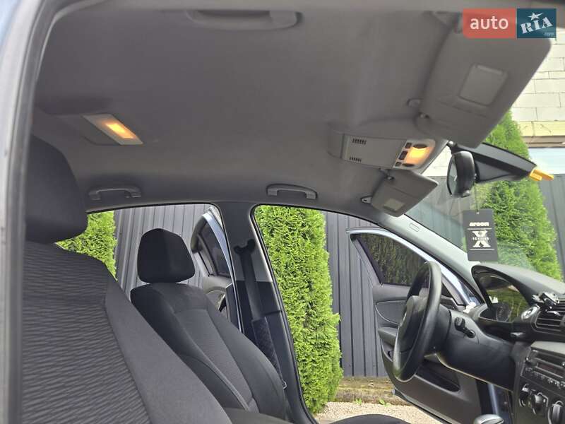 Хетчбек BMW 1 Series 2009 в Мукачевому