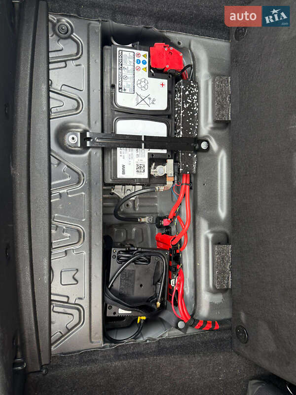 Хэтчбек BMW 1 Series 2012 в Днепре фото 14 Хэтчбек BMW 1 Series 2012 в Днепре