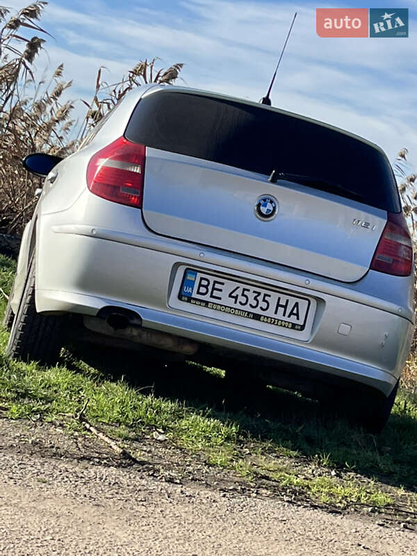 Хетчбек BMW 1 Series 2007 в Миколаєві