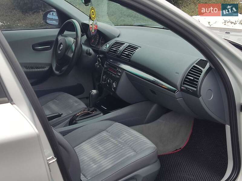 Хетчбек BMW 1 Series 2006 в Бердичеві