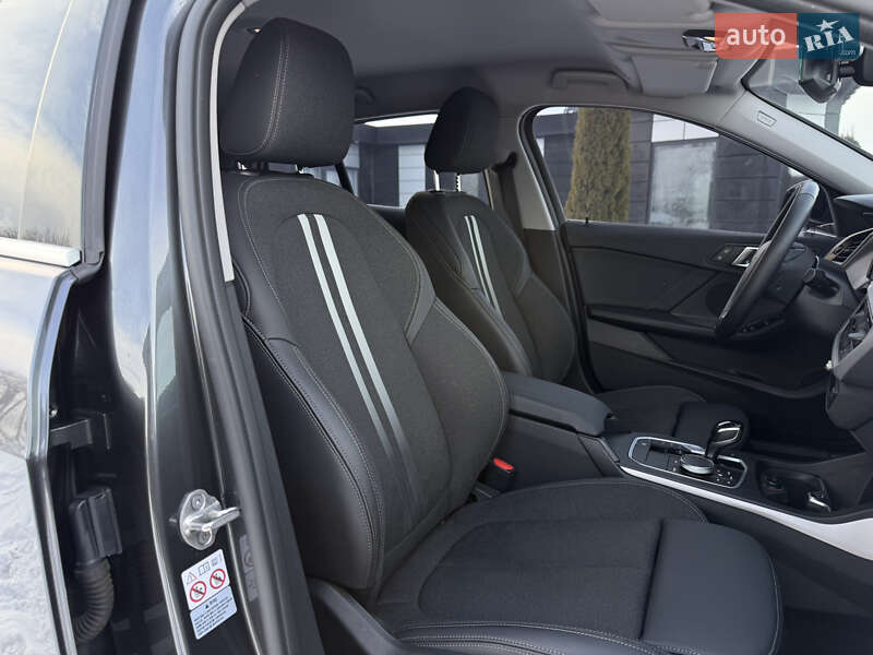 Хетчбек BMW 1 Series 2020 в Тернополі