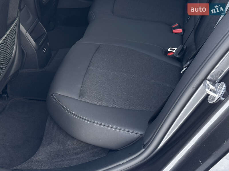 Хетчбек BMW 1 Series 2020 в Тернополі