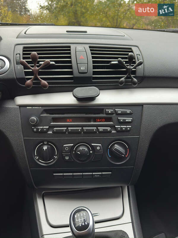 Хэтчбек BMW 1 Series 2010 в Золотоноше фото 16 Хэтчбек BMW 1 Series 2010 в Золотоноше