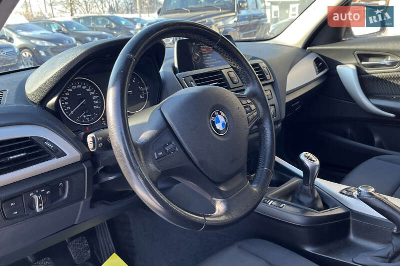 Хэтчбек BMW 1 Series 2015 в Стрые