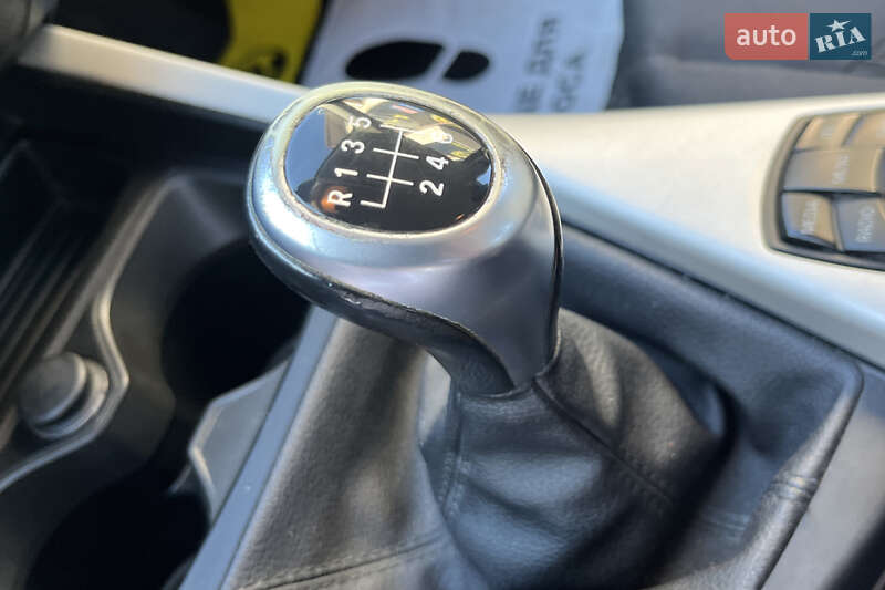 Хэтчбек BMW 1 Series 2015 в Стрые