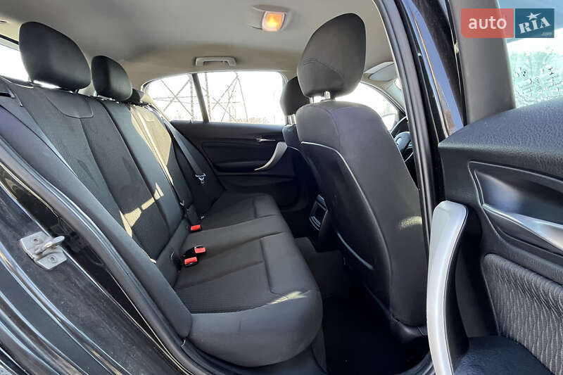 Хэтчбек BMW 1 Series 2015 в Стрые