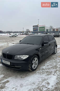Хэтчбек BMW 1 Series 2009 в Киеве