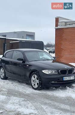 Хэтчбек BMW 1 Series 2009 в Киеве