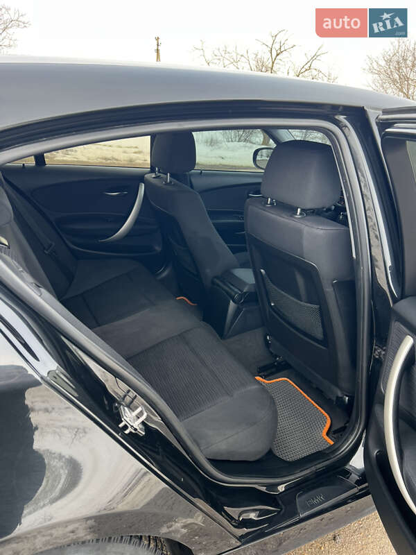 Хэтчбек BMW 1 Series 2010 в Белгороде-Днестровском