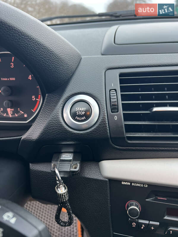 Хэтчбек BMW 1 Series 2010 в Белгороде-Днестровском