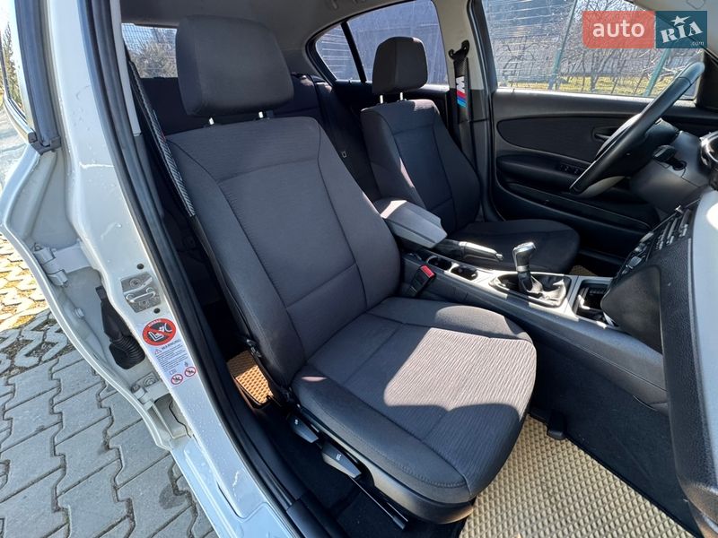 Хэтчбек BMW 1 Series 2009 в Ивано-Франковске