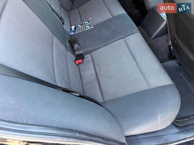 Хэтчбек BMW 1 Series 2004 в Стрые