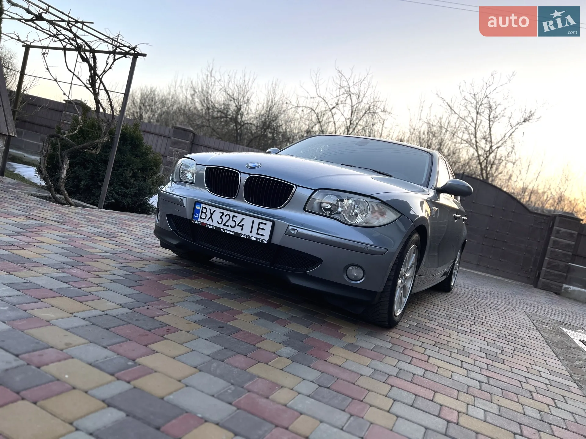 BMW 1 Series 2005