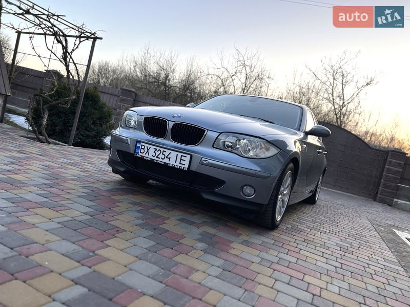 BMW 1 Series 2005