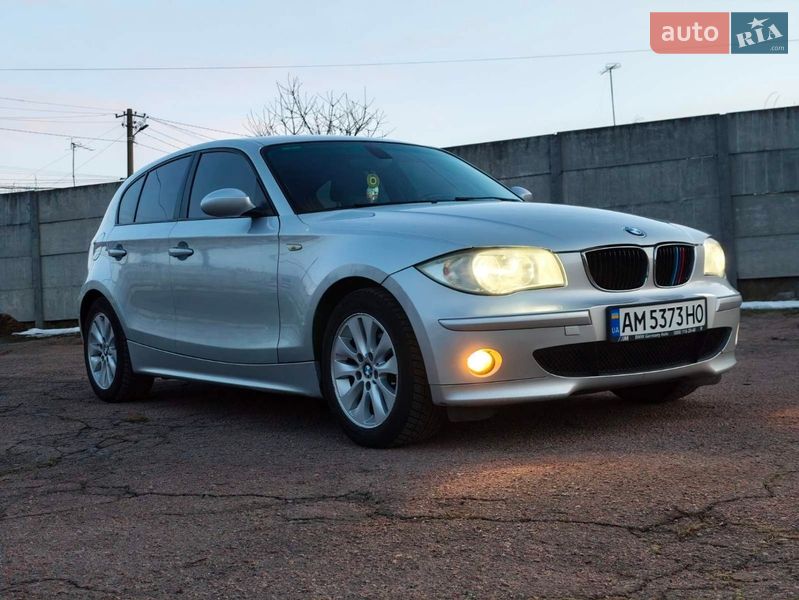 Хэтчбек BMW 1 Series 2006 в Бердичеве