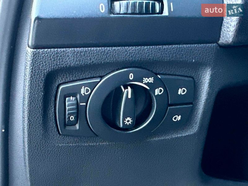 Хэтчбек BMW 1 Series 2006 в Львове