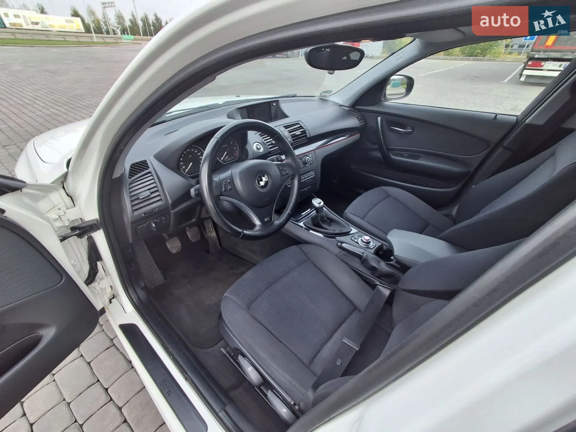 2010 BMW 1er - мініатюра 21