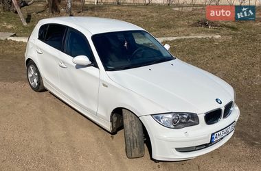 Хетчбек BMW 1 Series 2008 в Лугинах