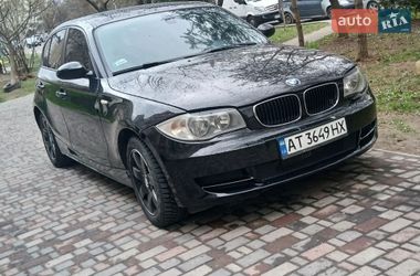 Хэтчбек BMW 1 Series 2005 в Ивано-Франковске