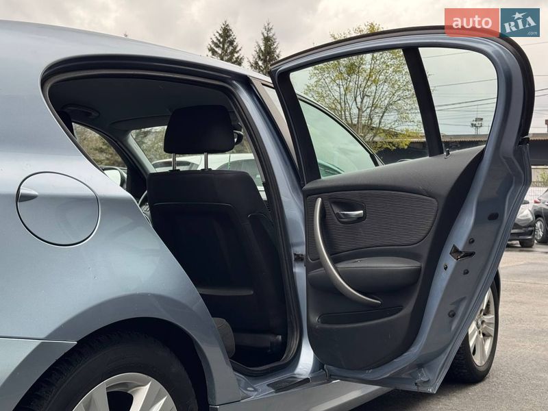 Хэтчбек BMW 1 Series 2011 в Ровно фото 49 Хэтчбек BMW 1 Series 2011 в Ровно