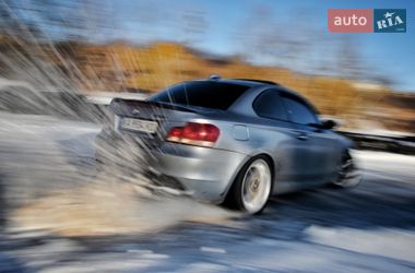 Купе BMW 1 Series 2009 в Києві