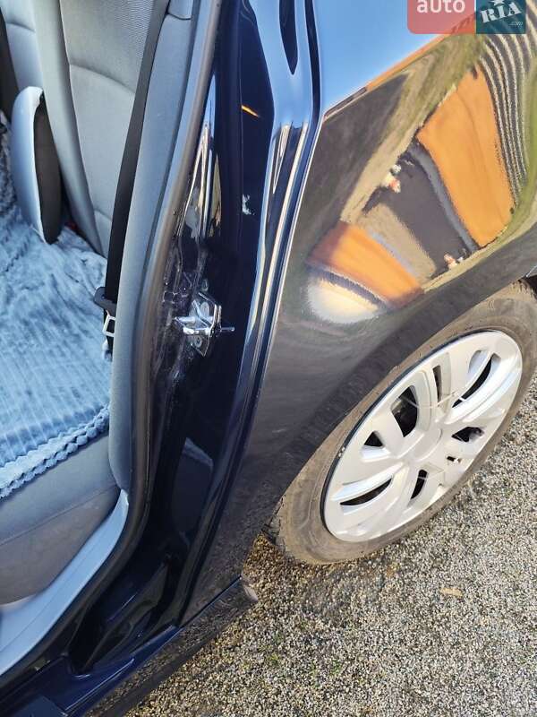 Хэтчбек BMW 1 Series 2005 в Богуславе